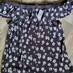 Maurices Tops - Off shoulder top Maurices Tops - Off shoulder top